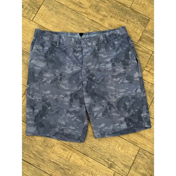 Nike Dri Fit Men's Blue & Gray Camo Modern Fit Golf Short Size 36 - Picture 1 of 4